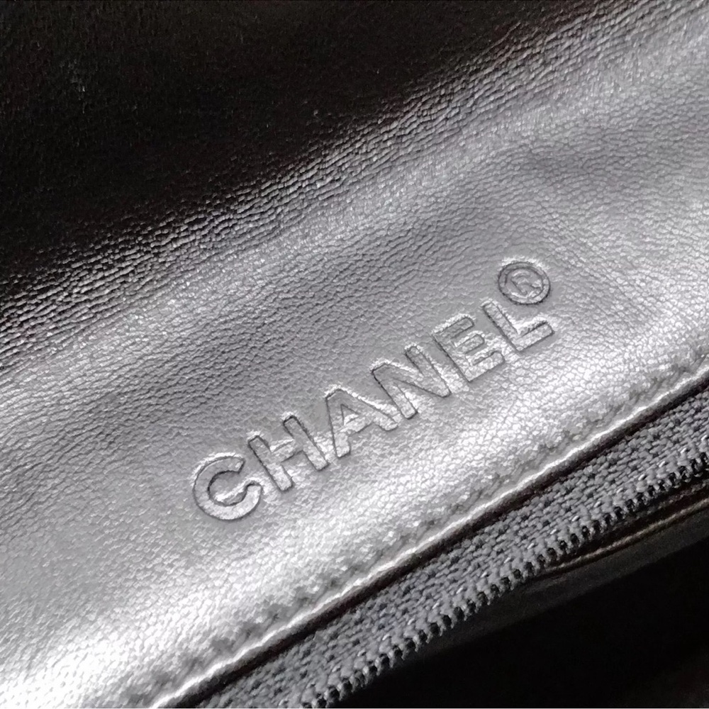 CHANEL CC Single Flap Chocolate Bar Logo Lambskin Chain Bag - Picture 10 of 13